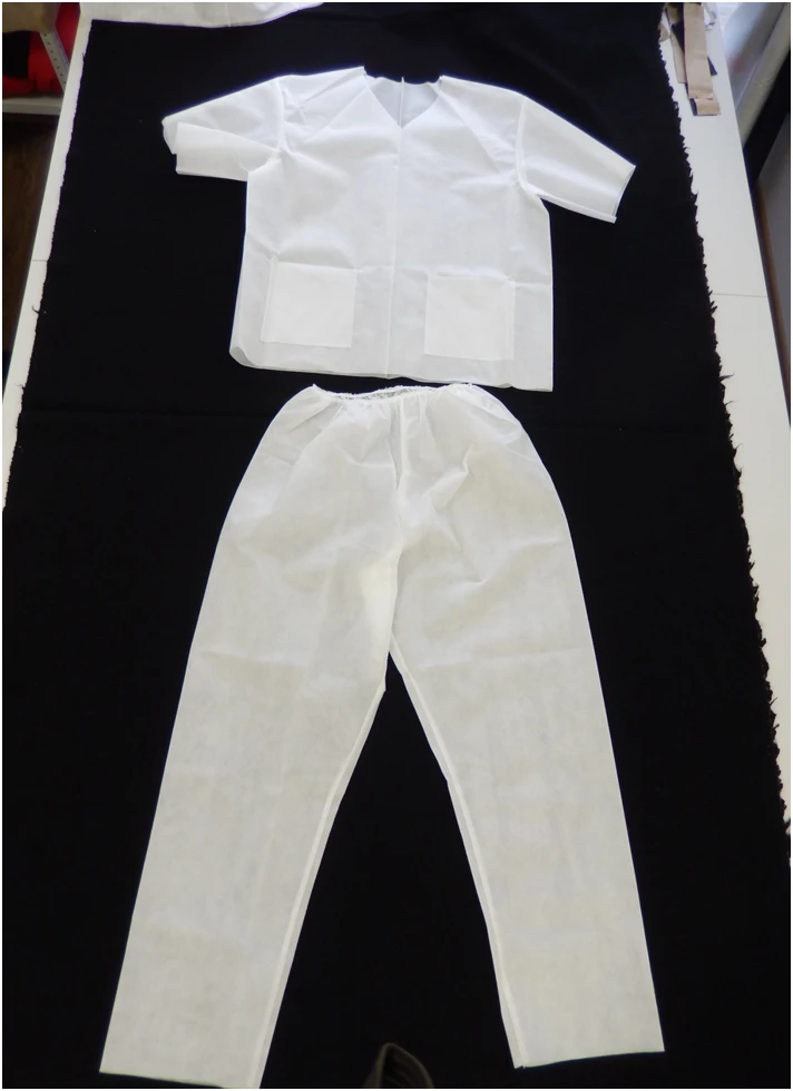Single-use non-sterile isolation suit SIMPATICA 3-01/3-02/3-03 as part of SIMPATICA-K1 Classic