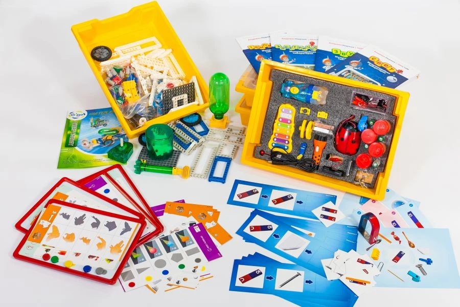 Educational-methodical set for project activities in ECE centres No.2-EN (physics, astronomy)