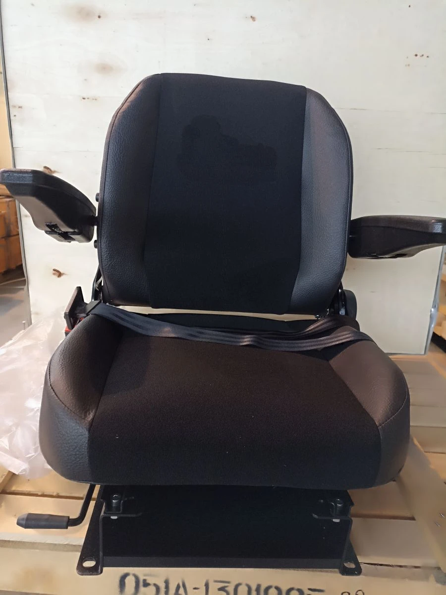 Operator's seat ST 001.210.015-AK