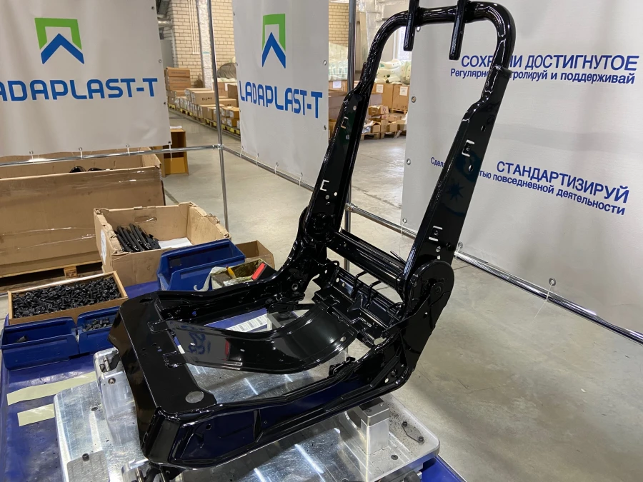 Rear left seat frame 4441126