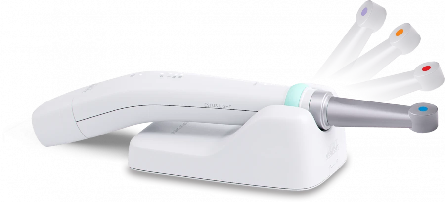 Dental photoactivator for polymerisation of composite filling materials. Model "Estus Light" (WITH A COMPLETE KIT OF 5