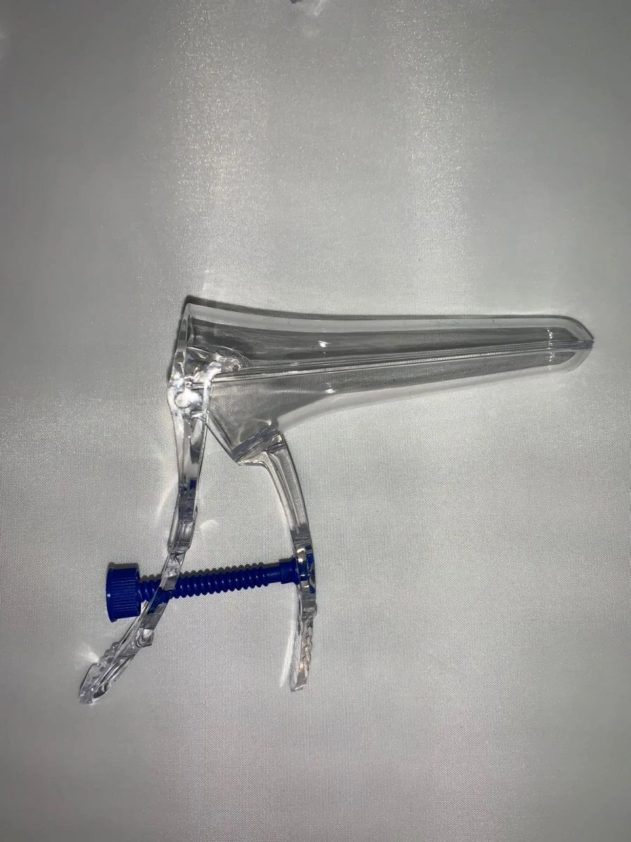 Sterile single-use polymer vaginal mirror. Type 1. Size M
