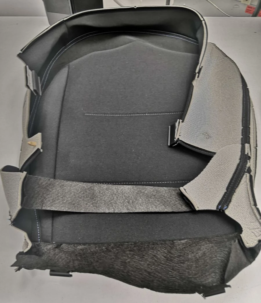 6802500XST33A8P Driver seat cushion cover (t/black)