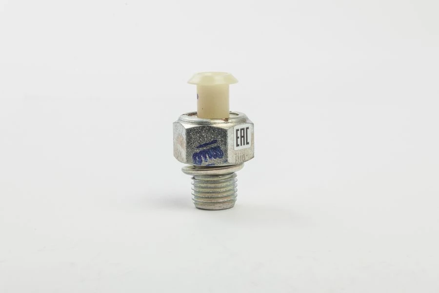 1118-3829010 Oil pressure warning lamp sensor