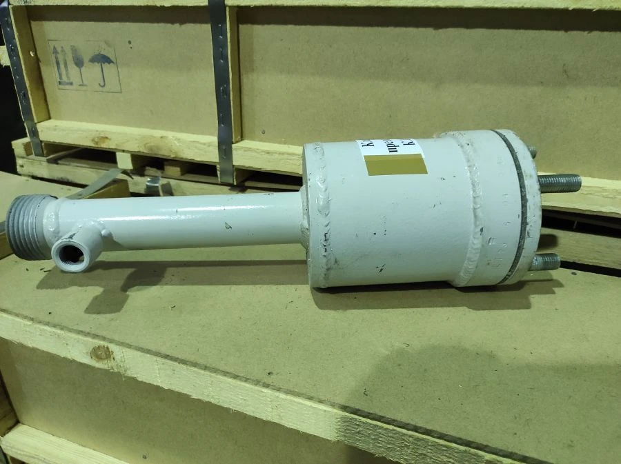 Universal valve ???-04-00-00-00