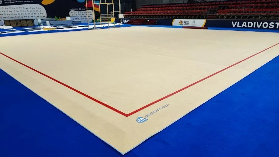 Rhythmic gymnastics carpet