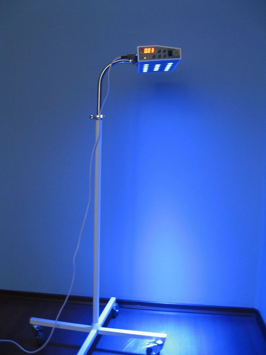 Apparatus for phototherapy of newborns KURS-FN-01