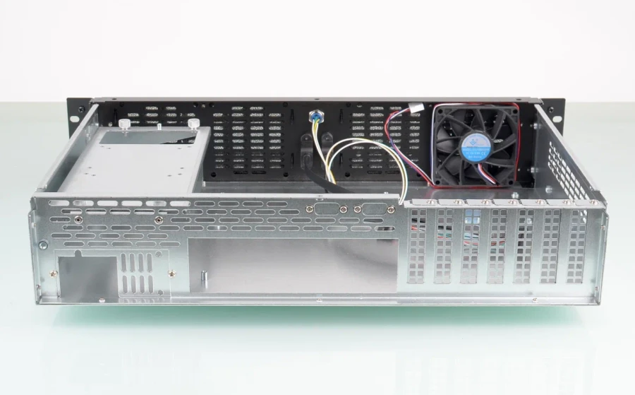Computer server case Neptun-291 for installation in 19" rack with height 2U