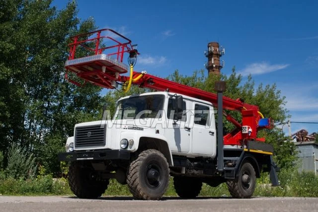 Self-propelled boom lift with working platform PSS-131.18E with all-metal box section boom on chassis base