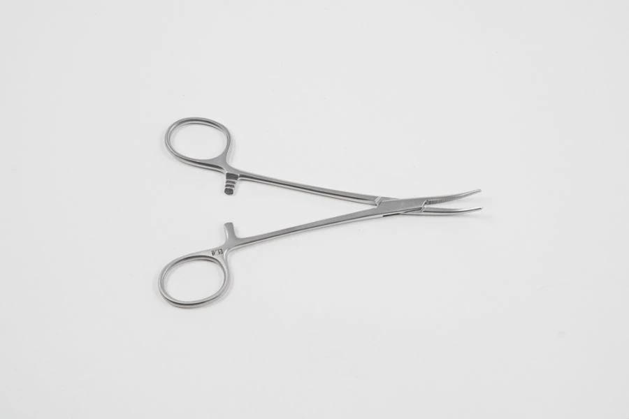 VZ-Z-62-2, Thin vascular haemostatic clamp, curved, 160 mm