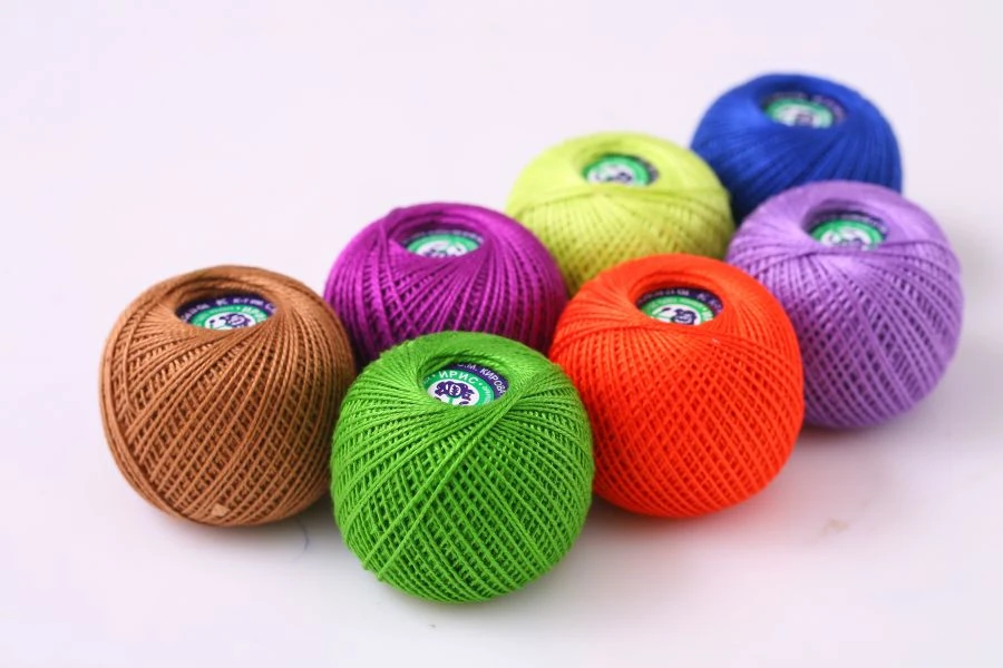 Cotton knitting thread Iris