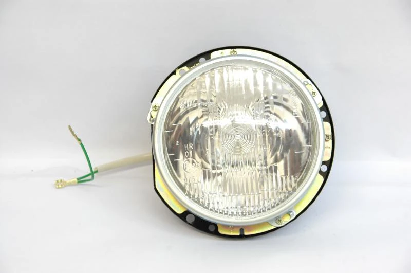 Front view of the 832.3711 headlight
