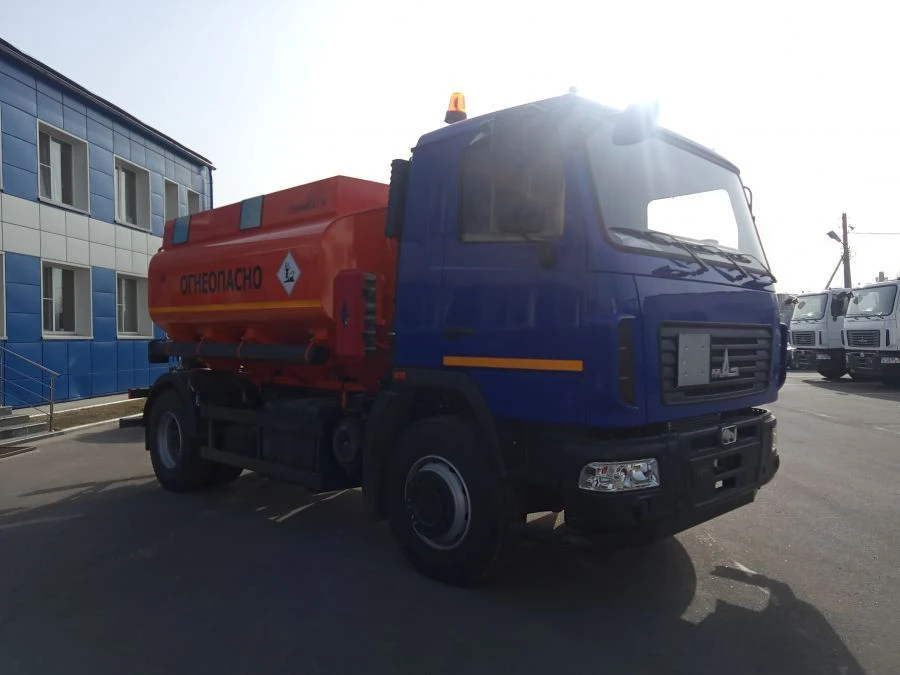 Tank truck ??-10,5, type TM142010 (modification 4693B4) on chassis MAZ 5N32