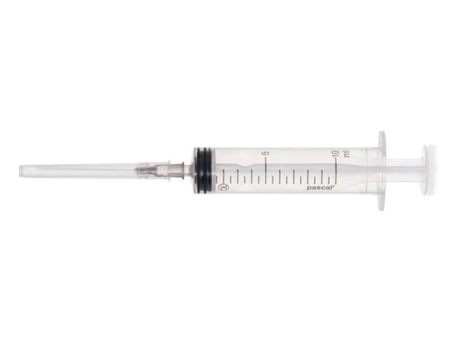 Luer type sterile single-use three-component injection syringe with nominal capacity of 10ml with 22G x 1 needle.