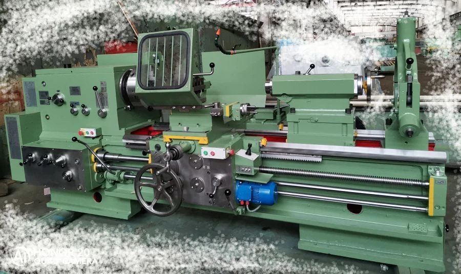 Screw-cutting lathe 16K40P-1