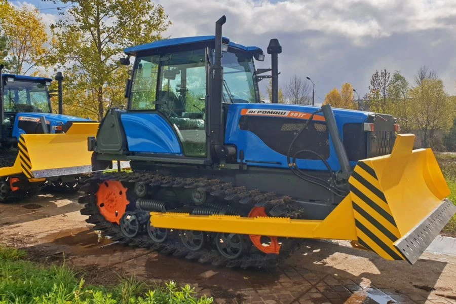 Agricultural crawler tractor Agromash-90TG 2008A