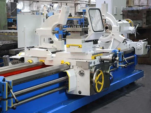 Turning and screw-cutting machine 1H65