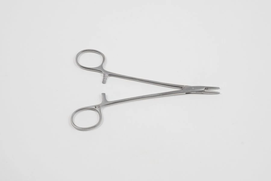 VZ-I-10-1, General surgical needle holder, 160 mm