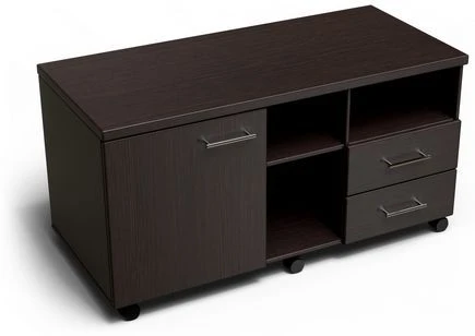 Service cabinet. Leader