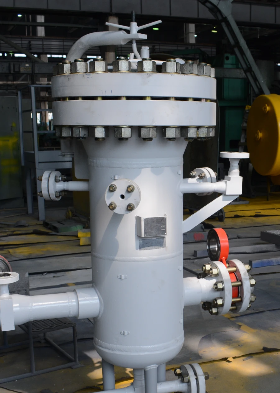Liquid strainers for pipelines, type ???