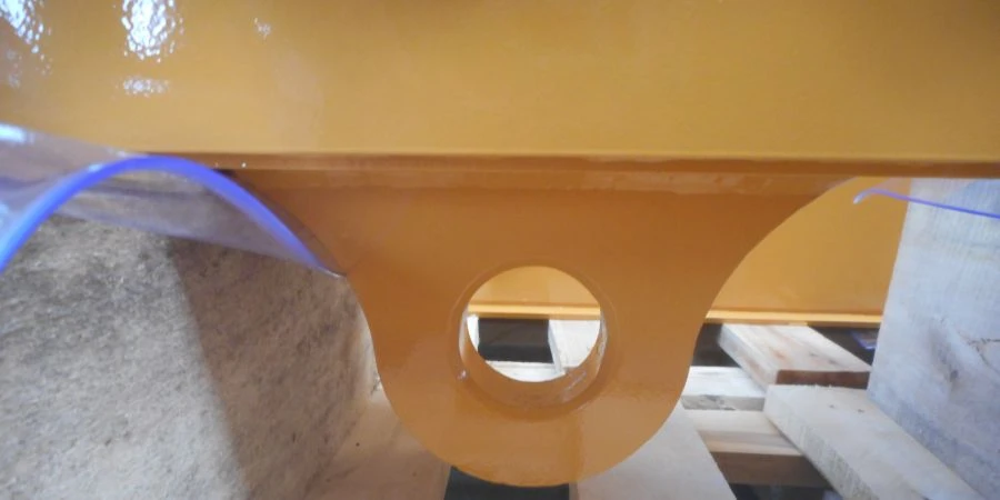 94046038 Bucket handle lug