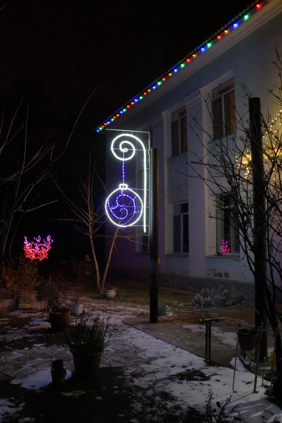 LED console (LED panel) "Magic Ball" - decorative street lamp on brackets (modifications 220V, 24)