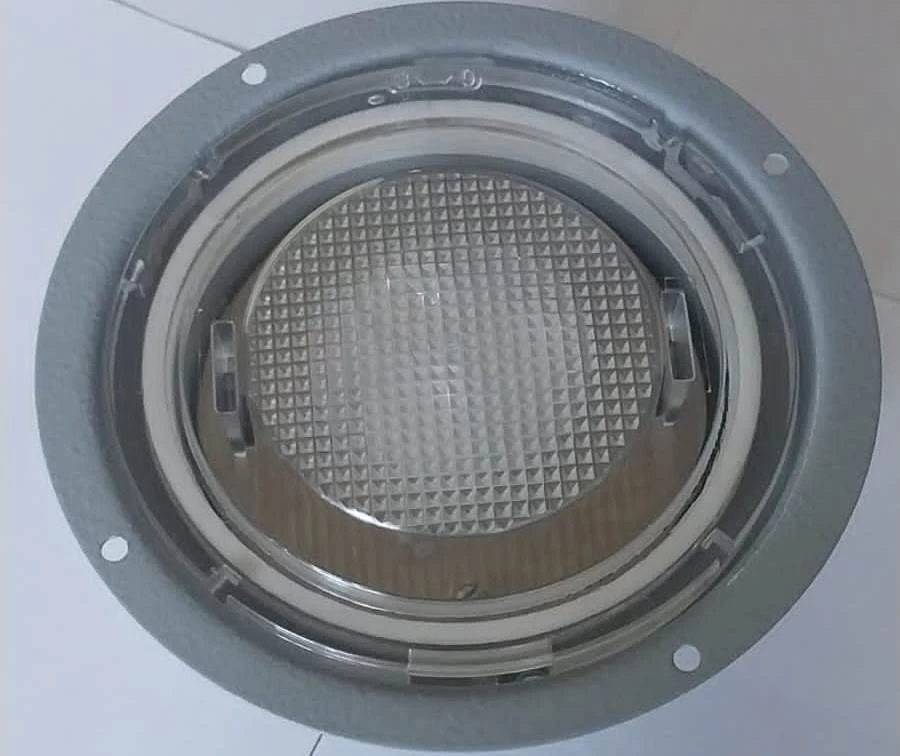 Luminaires of series SVV02-3-002 U1