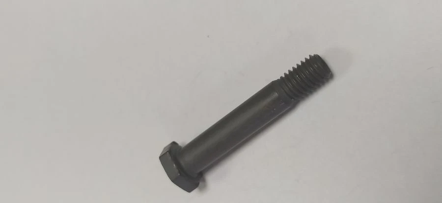 Bolts with reduced hexagonal head made of titanium alloy for connections with special transition fit OST 1 12085-77