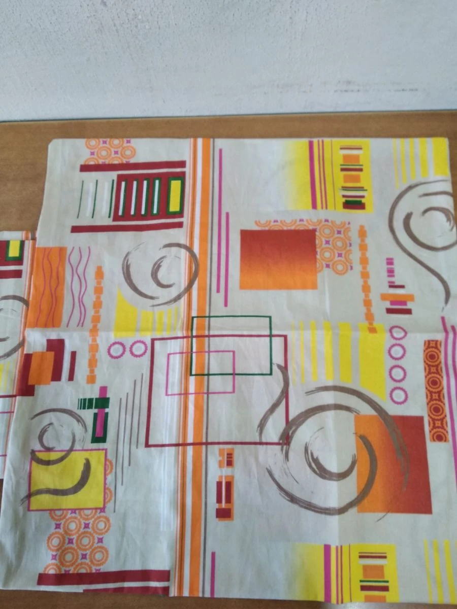 Bed linen as a set (duvet cover, sheet, pillowcase) and as separate items.