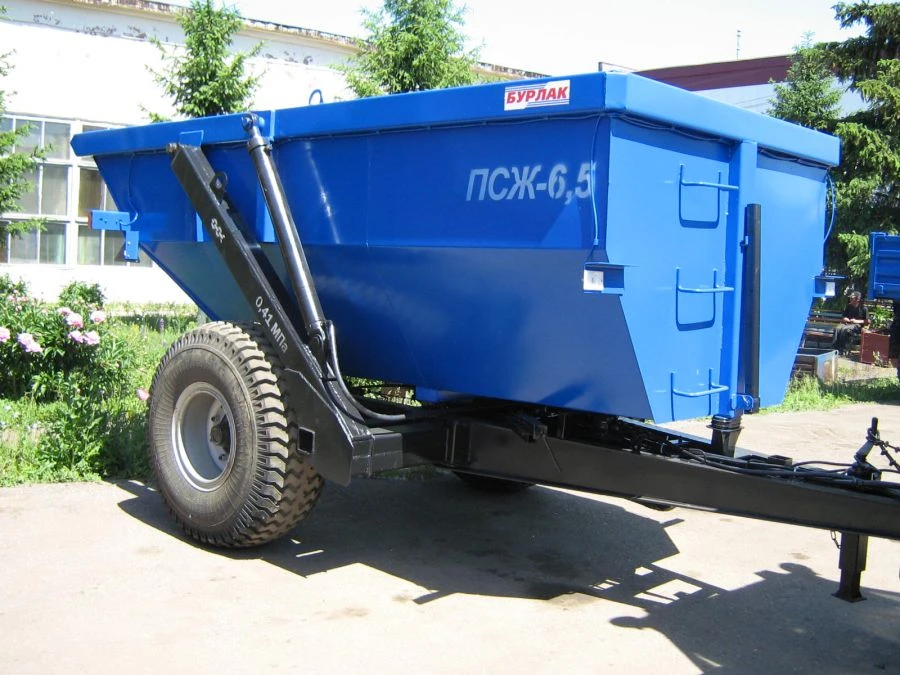 Tractor dump semi-trailer for liquid fractions PTSZh-6,5
