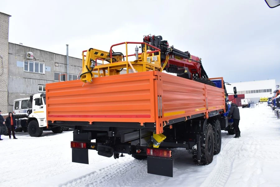 Special cargo truck with CMU produced by INMAN JSC on KAMAZ 4308-G5 chassis. GIRD brand. Type 5849BF. Modification 584