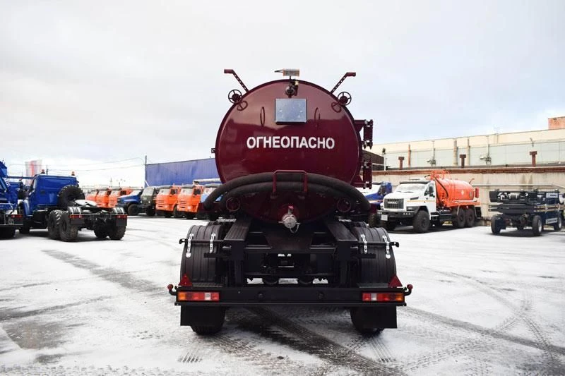 Tank trailer, UZST brand, type 9276, modification 9276-0000070