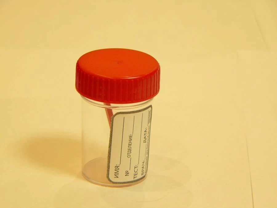 Polymer container for bio-samples, disposable, sterile-KOS 60ml/K with label and spoon