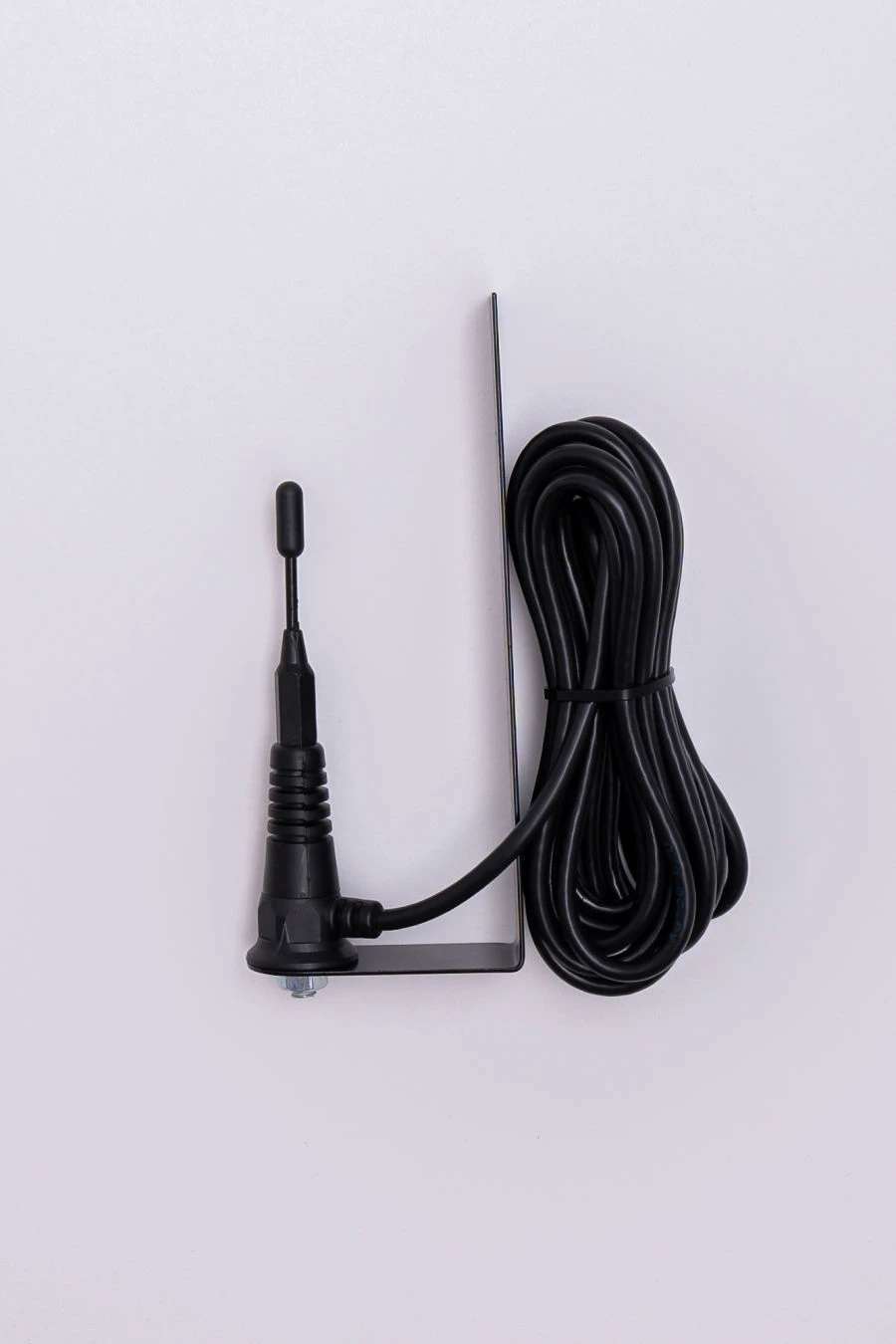 Antenna GSM 900/1800 710 S on the bracket