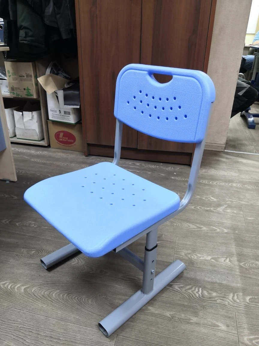 Plastic student chair
