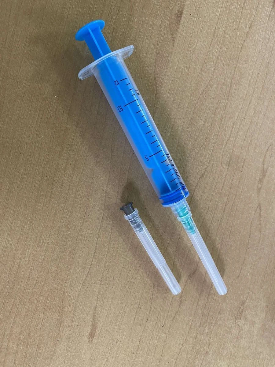 Injection syringe for single use, three-detailed, sterile type "Luer", with needle, version - 8A "Luer". 10A "Luer" type, with n