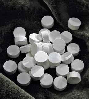 Strontium Fluoride for Thin-Film Optics