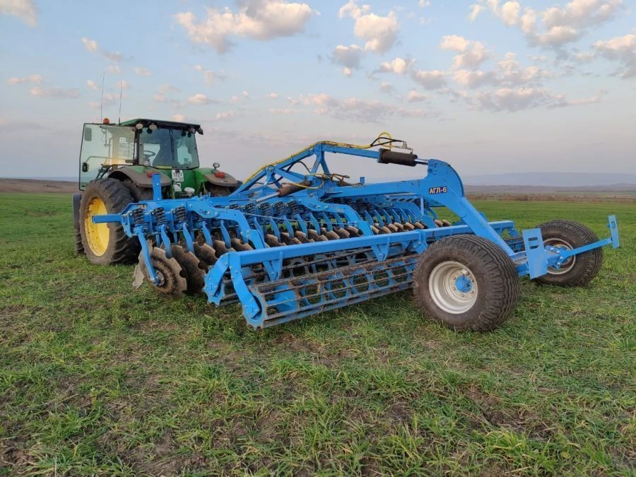 AGL-6 disc harrow