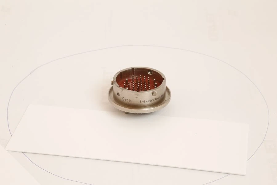 Connector (plug) SNC 27