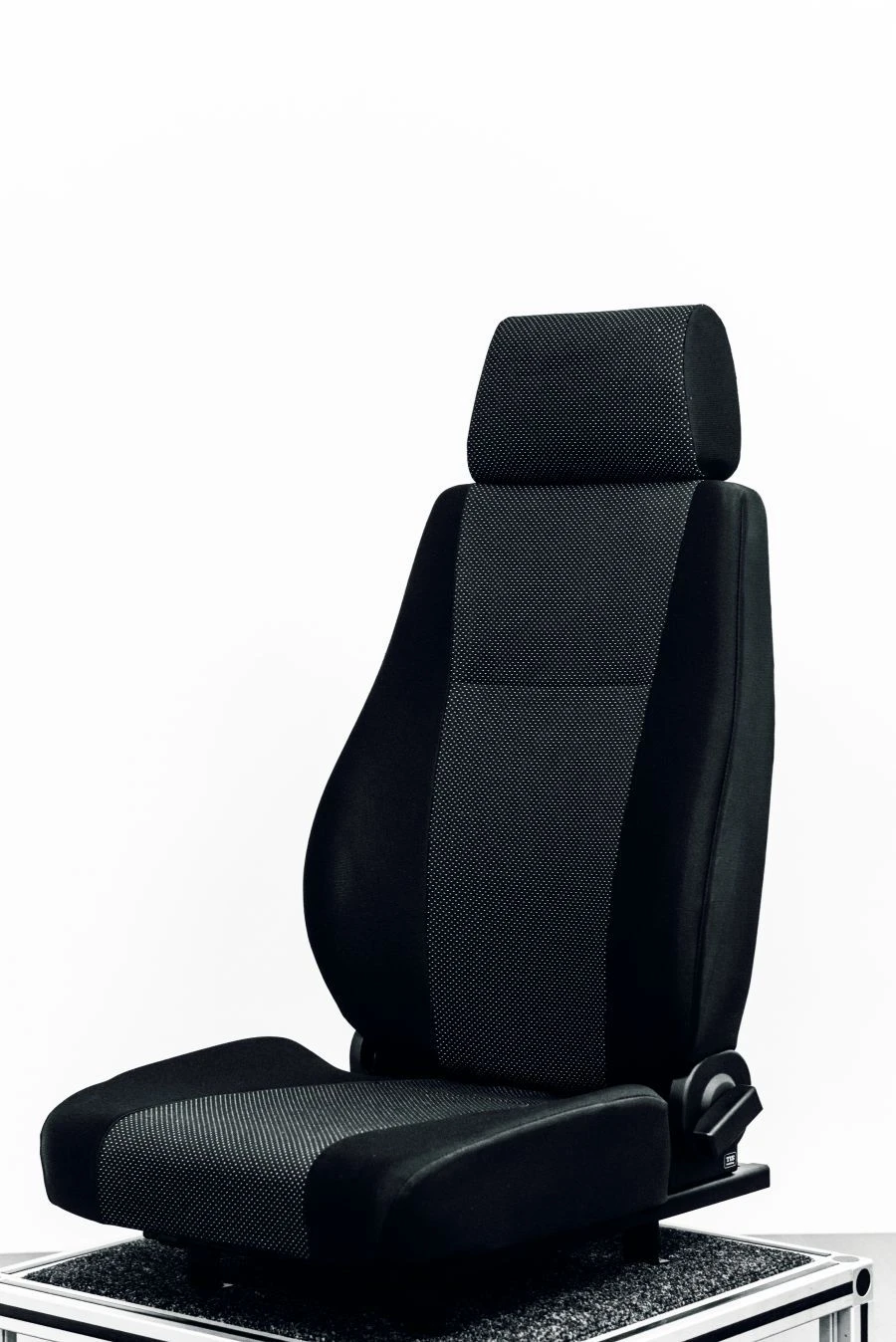 Seat C4604-6810200-00(in different colours)