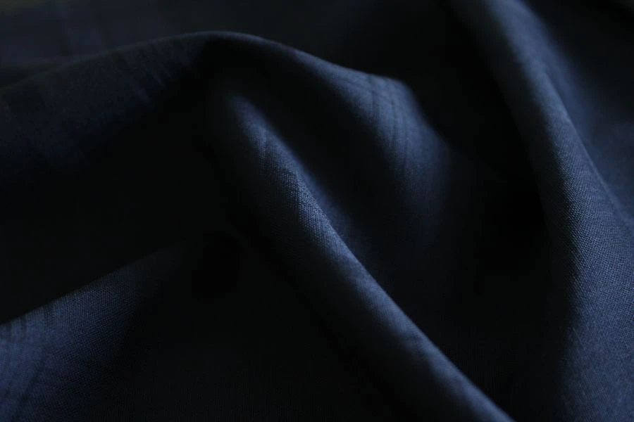 Semi-sheer worsted woolen dress fabric Article No. 18c186cAR-DYA, colour 10-5