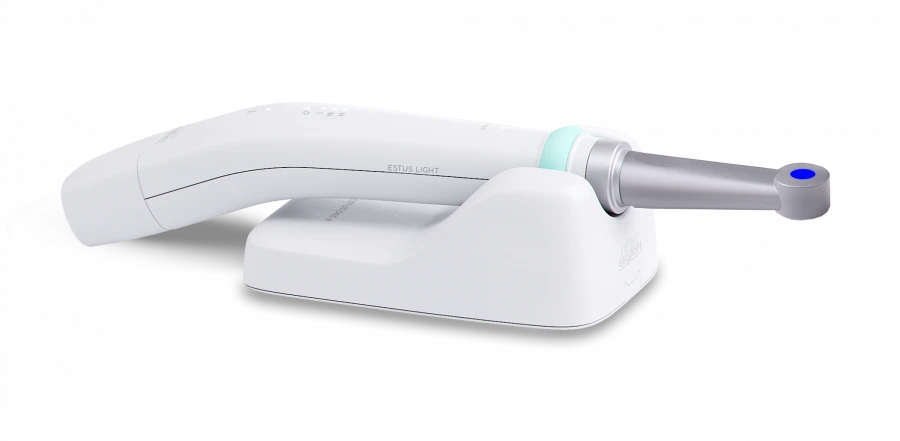 Dental photoactivator for polymerisation of composite filling materials. Model "Estus Light" (WITH BLUE FILLING MATERIALS).