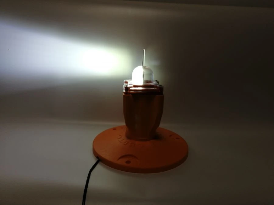 Pulse line approach lights