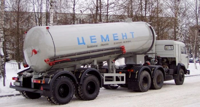 Semi-trailer-tanker for bulk materials BCM-12