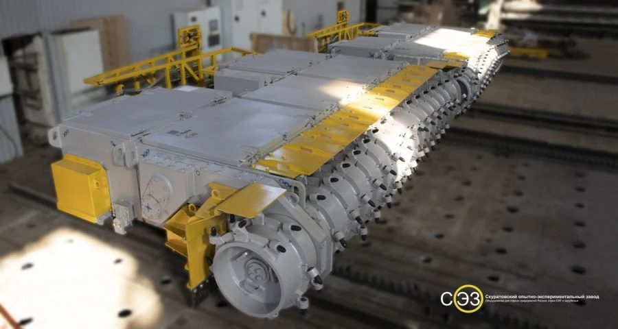 Crushing and milling machine