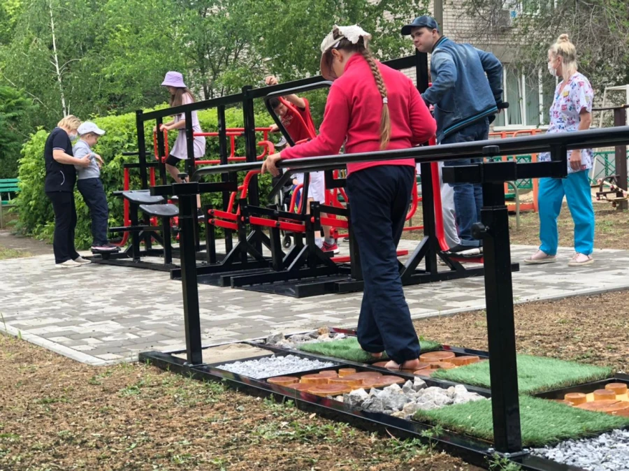 Walking track with simulated uneven surface - 3 x 1 m
