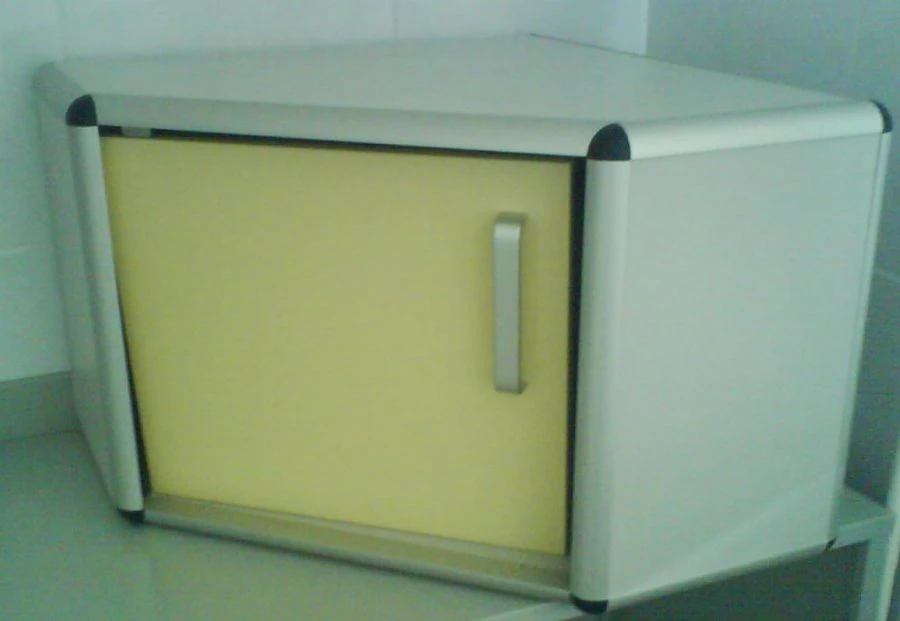 Medical cupboard for clothes SHKO-600 "LABROMED-3" according to TU 9452-012-13305037-2008