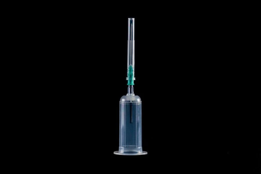Holder of vacuum tube with needle for blood sampling single-use sterile according to TU 9398-002-90026552-2015