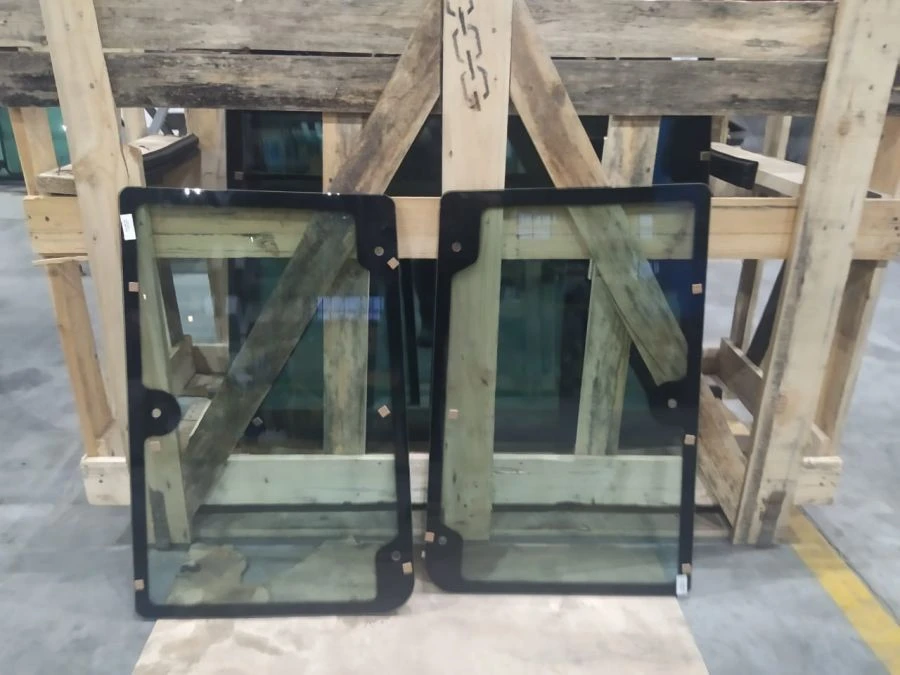 Tempered safety glass 807-6708111A-01