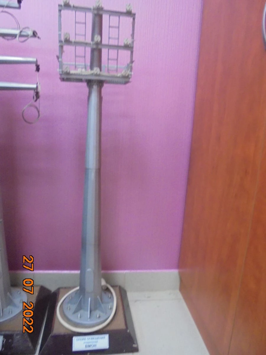 Searchlight mast type VMON